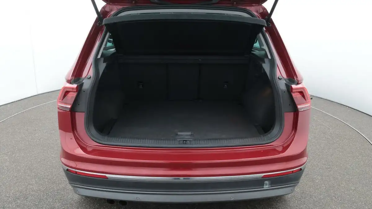 2017-volkswagen-tiguan-20tdi-sel-190ps-4motion-bmt-ss-dsg-big-17
