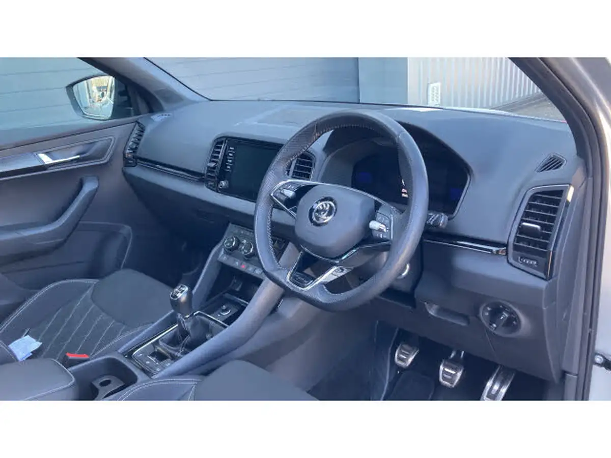 2023-skoda-karoq-15-tsi-sportline-big-5