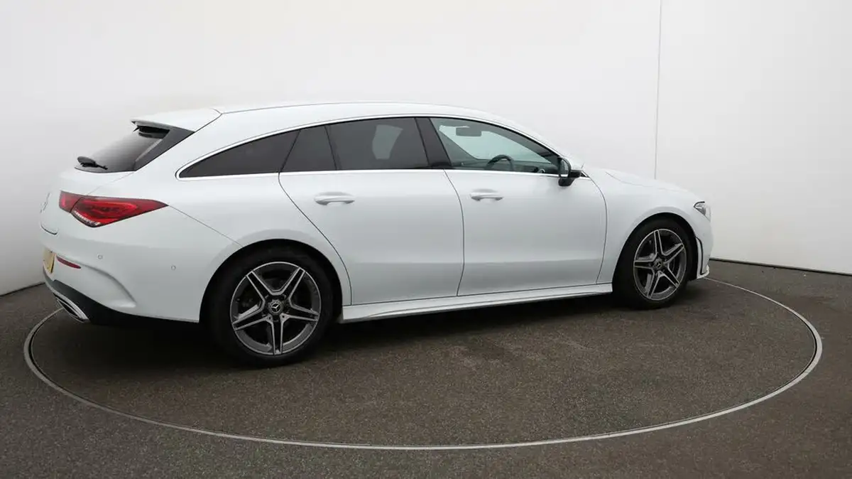 2022-mercedes-benz-cla-13-cla-200-amg-line-shooting-brake-5d-big-45
