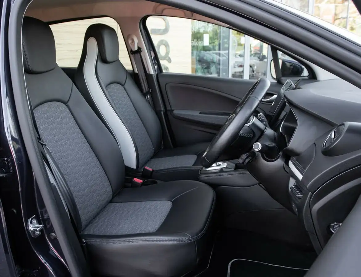 2022-renault-zoe-e-gt-line-big-29