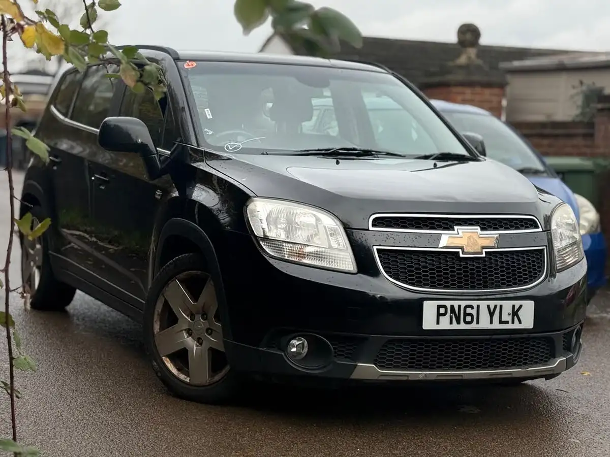 2012-chevrolet-orlando-18-lt-16v-big-0