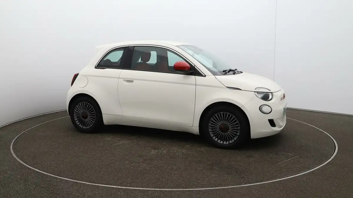 2021-fiat-500-e-red-117bhp-big-37