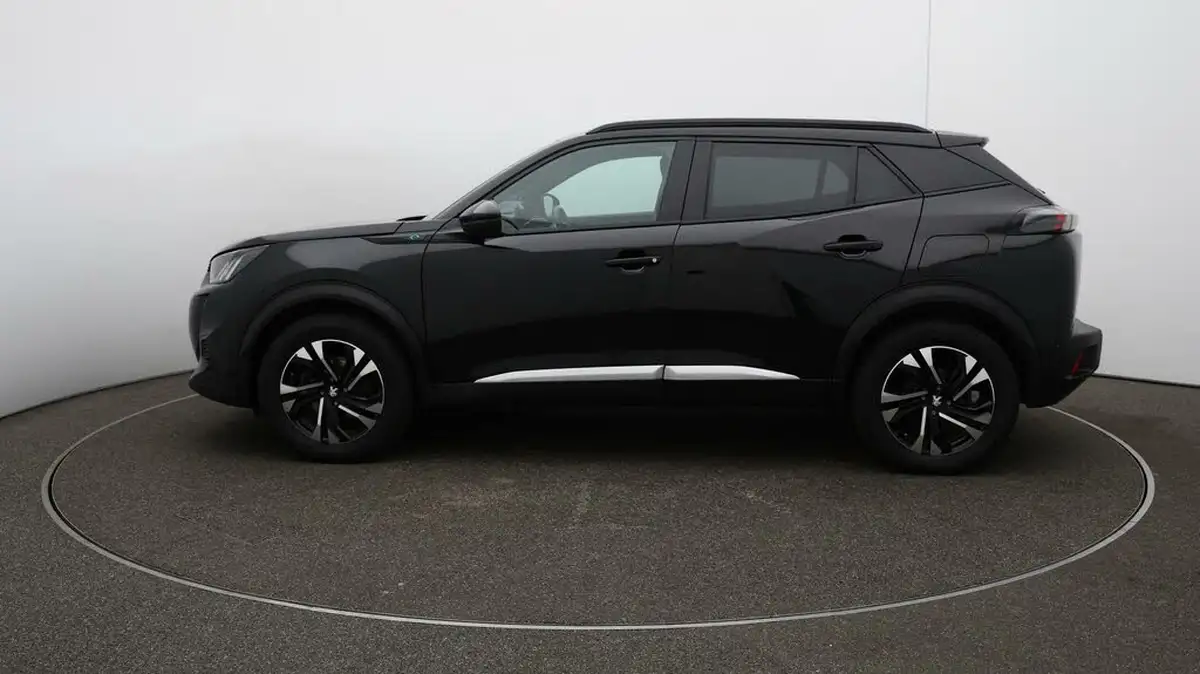 2023-peugeot-2008-suv-e-gt-136bhp-50kwh-station-wagon-big-38