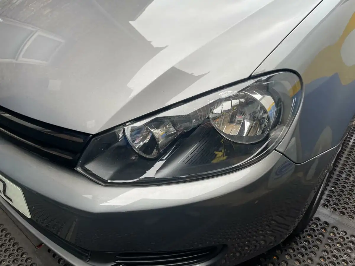 2011-volkswagen-golf-12-tsi-s-3d-big-9