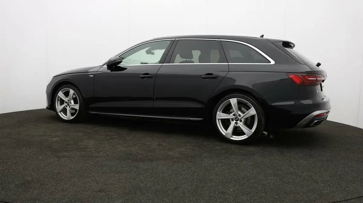 2021-audi-a4-avant-20-35-tdi-s-line-big-64