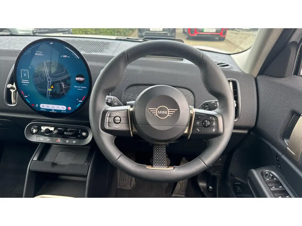2024-mini-countryman-e-cooper-e-classic-big-4