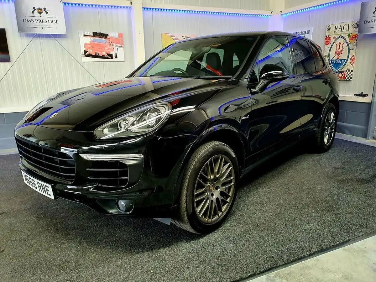 2017-porsche-cayenne-30td-diesel-platinum-edition-big-0