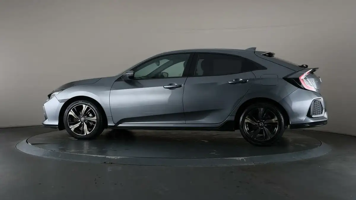 2019-honda-civic-15-vtec-turbo-sport-plus-ss-big-27