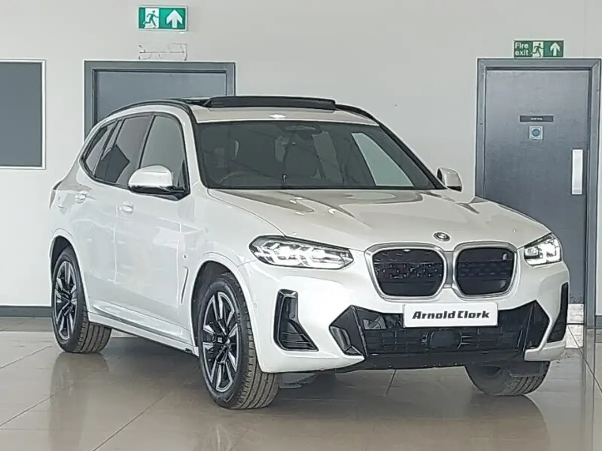 2023-bmw-ix3-e-m-sport-big-0