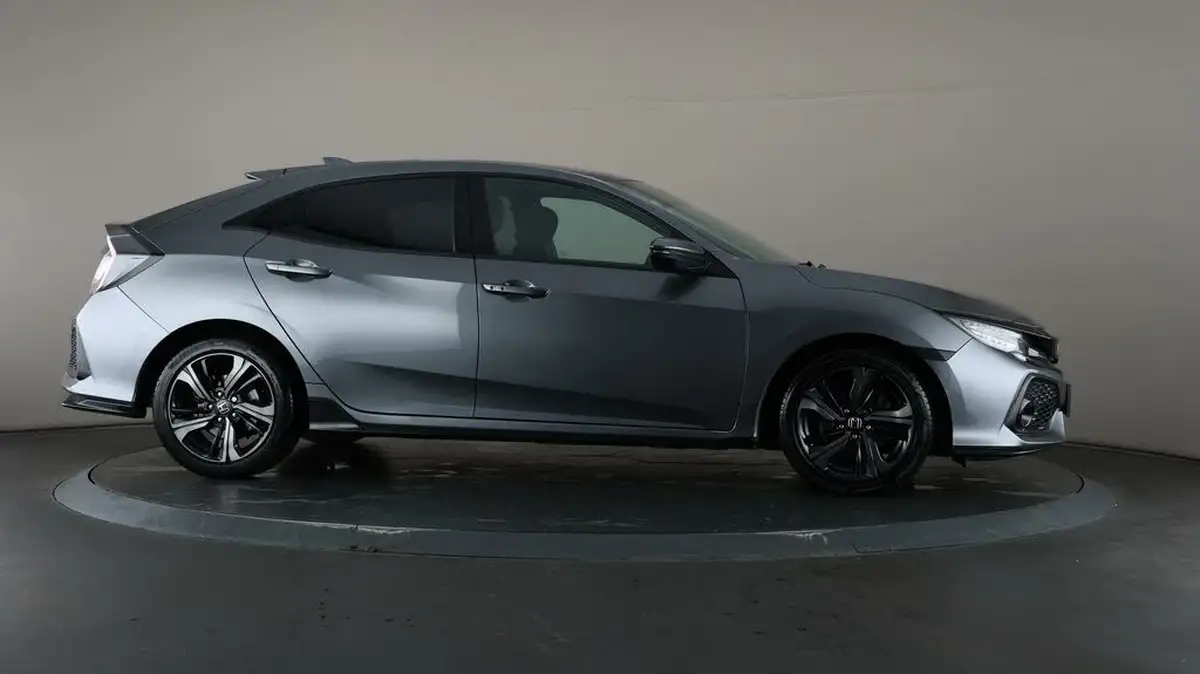 2019-honda-civic-15-vtec-turbo-sport-plus-ss-big-51