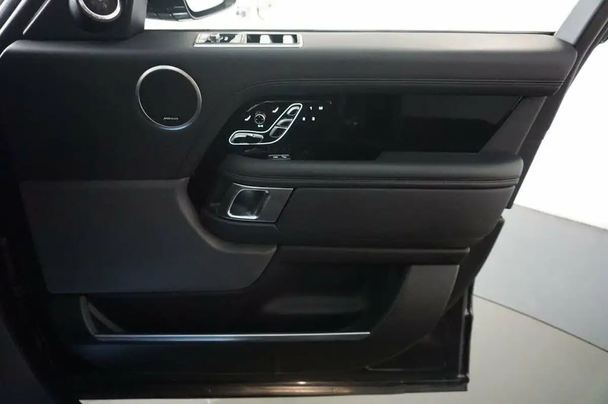 2019-land-rover-range-rover-44-sdv8-autobiography-lwb-big-23