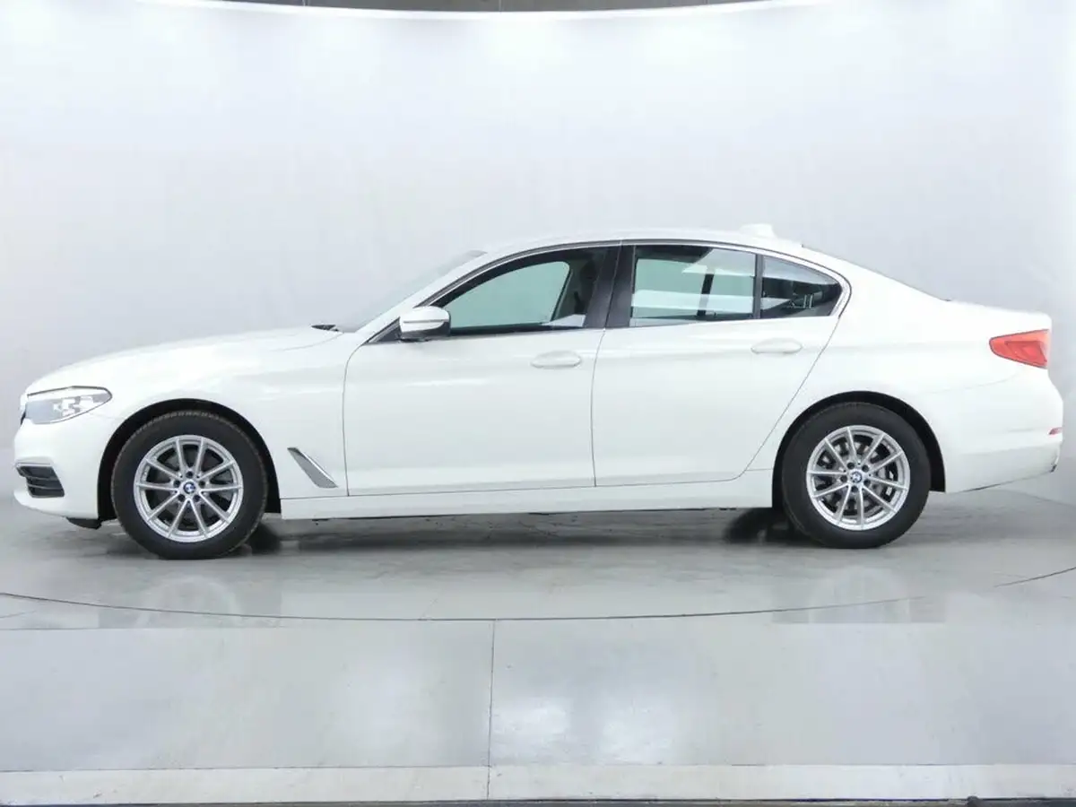2019-bmw-5-series-20td-520d-se-190bhp-ss-saloon-4d-big-4