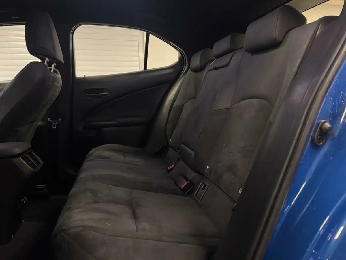 2019-lexus-ux-250h-20-ux-premium-pack-with-navigation-big-8