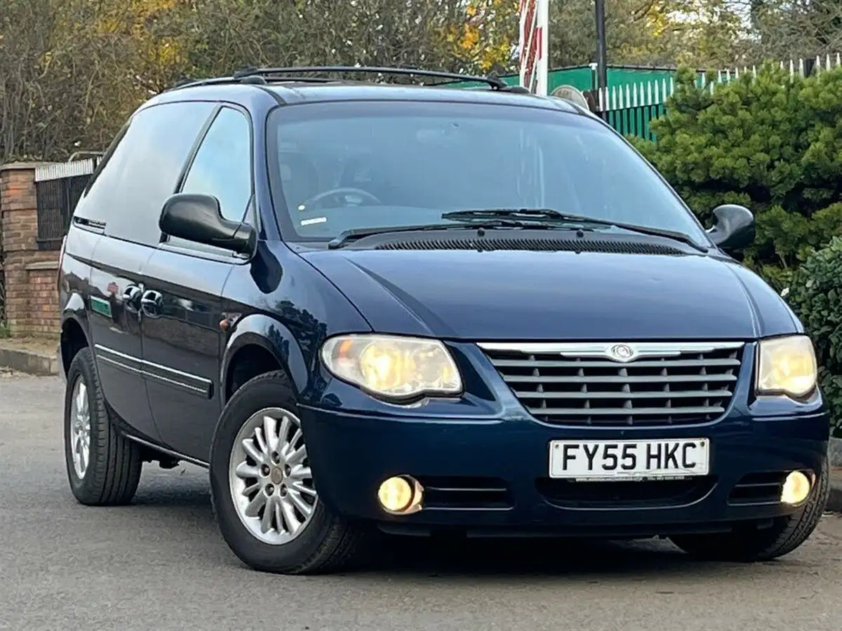 2005-chrysler-voyager-28td-lx-big-9