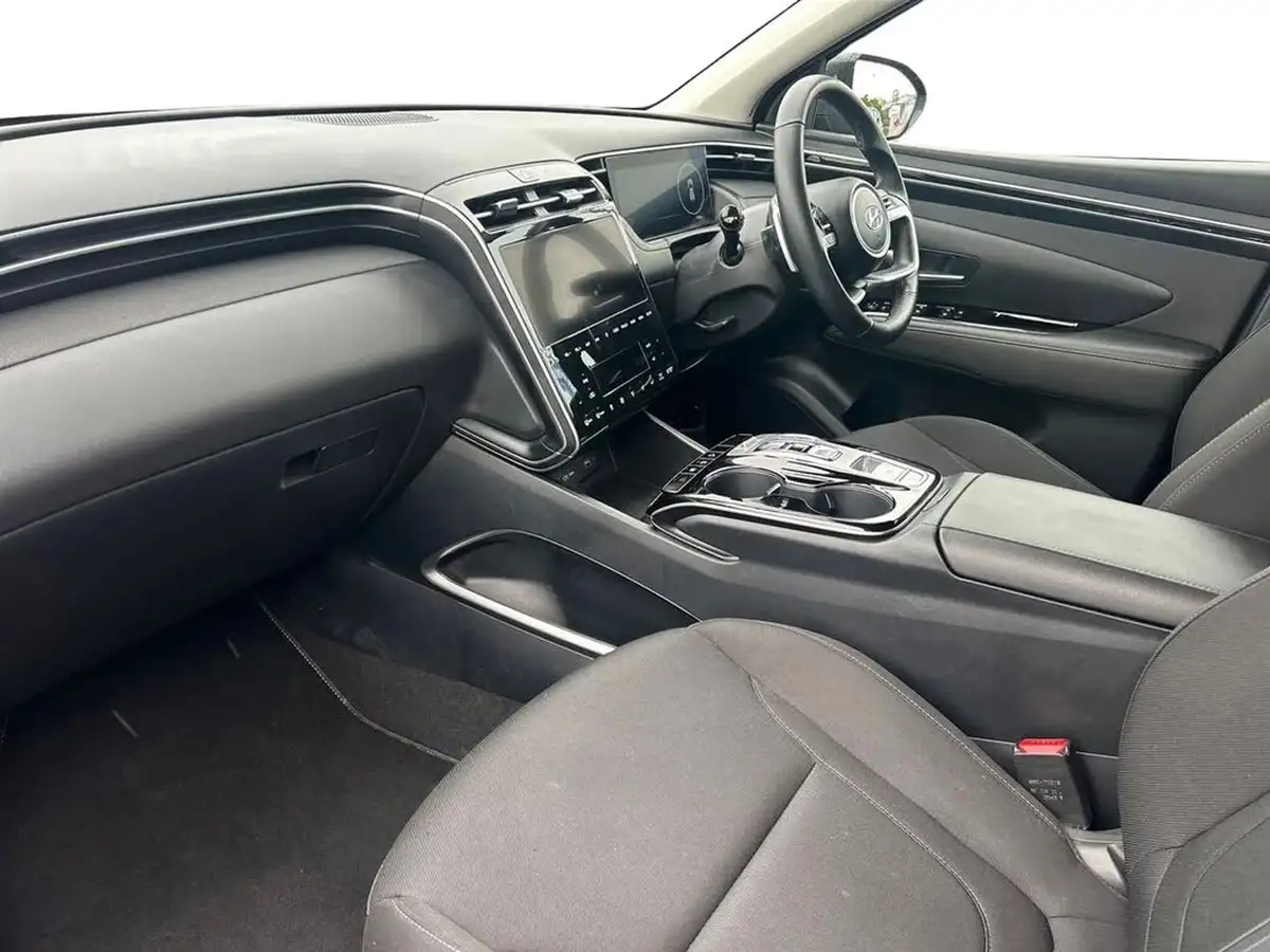 2023-hyundai-tucson-16-t-gdi-se-connect-230ps-hybrid-auto-big-2