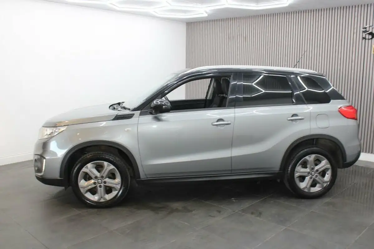 2017-suzuki-vitara-16-sz-t-big-4
