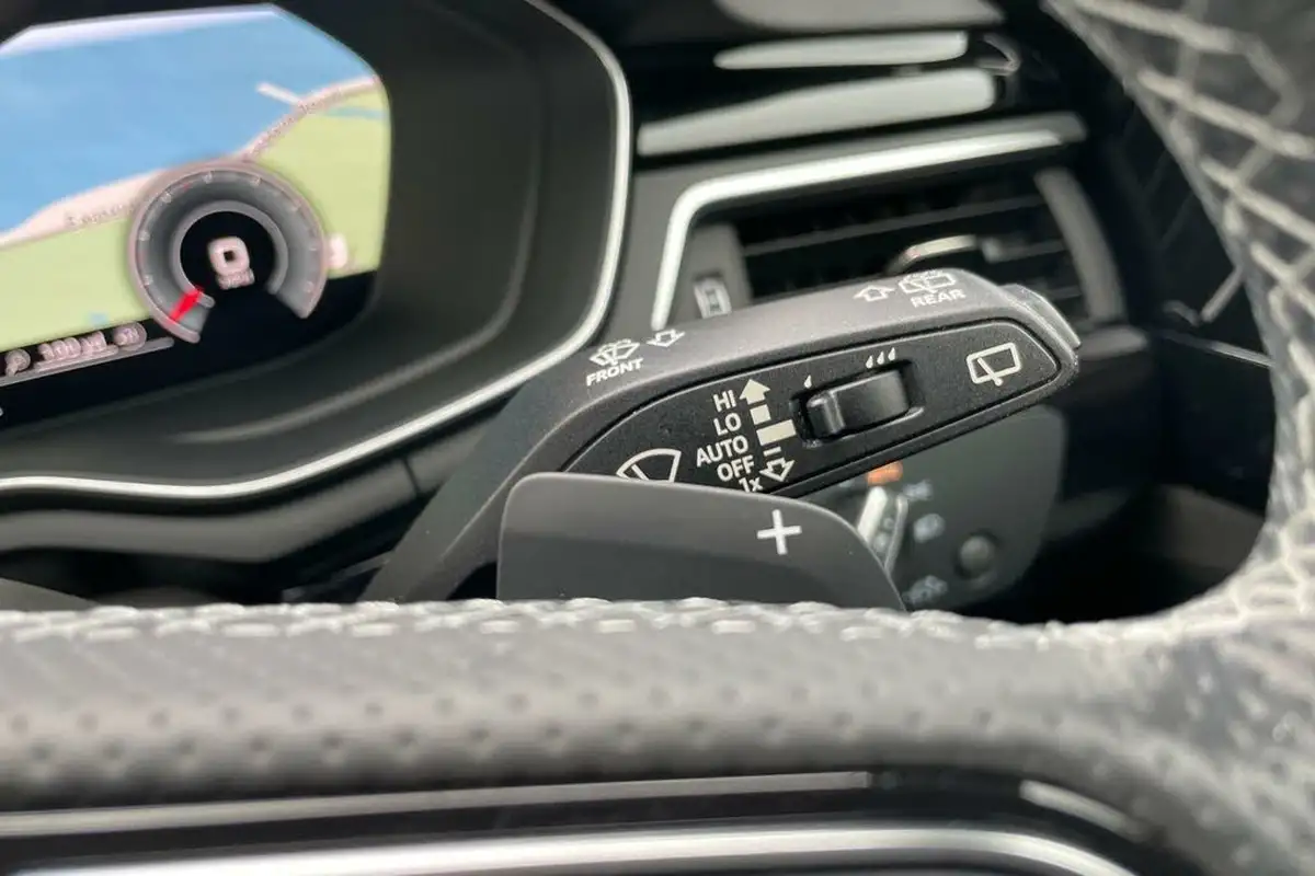 2021-audi-a4-avant-20-35-tfsi-black-edition-s-tronic-big-58