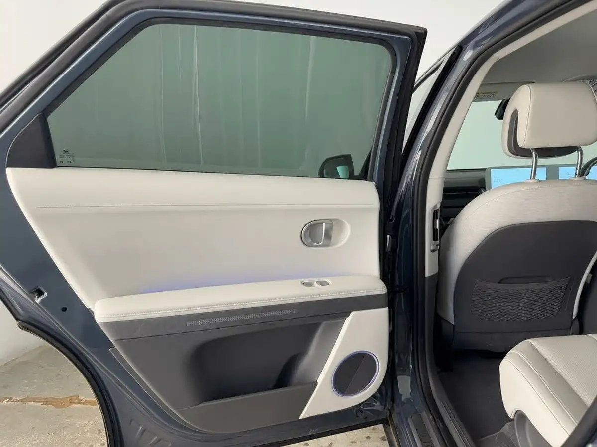 2022-hyundai-ioniq-5-e-ultimate-305ps-73kwh-awd-big-15