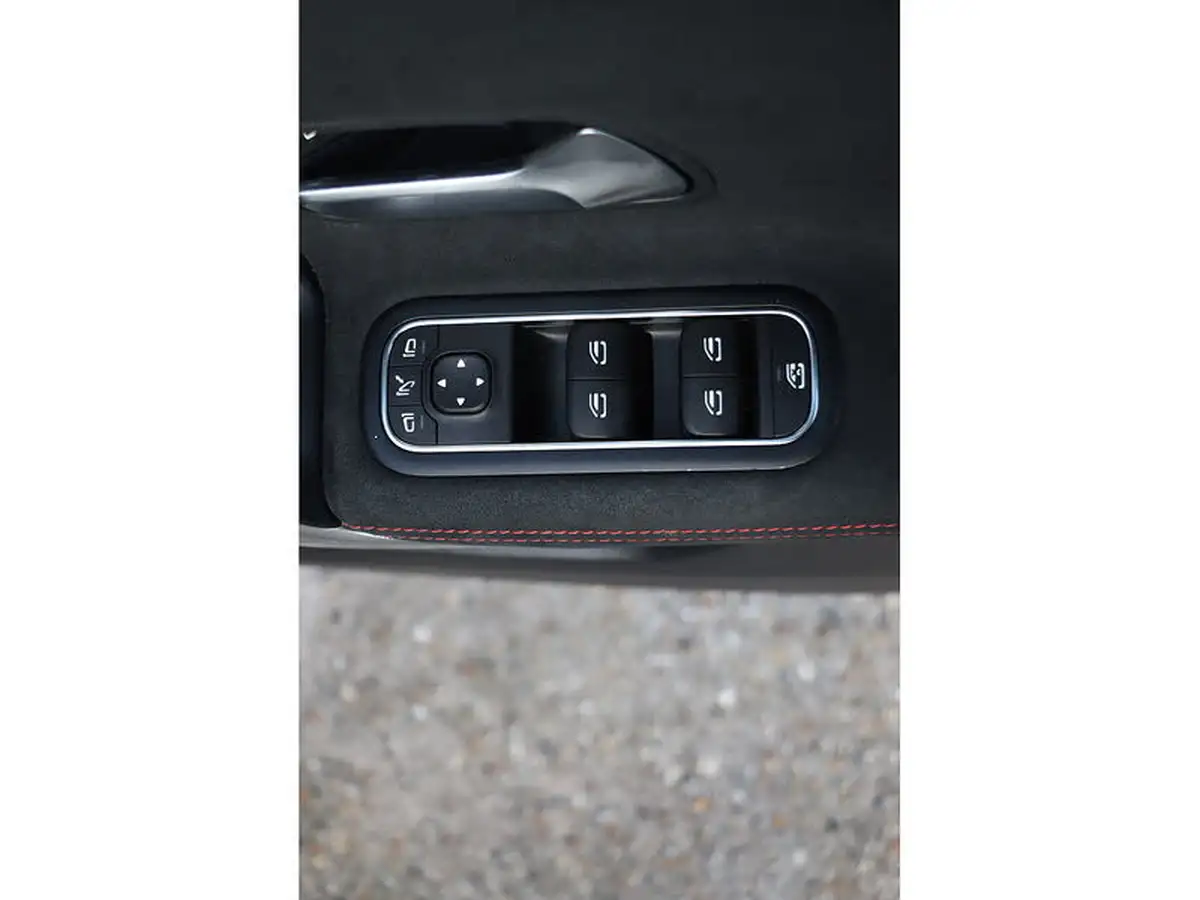 2021-mercedes-benz-a-class-13-a250e-amg-line-executive-saloon-4d-big-25