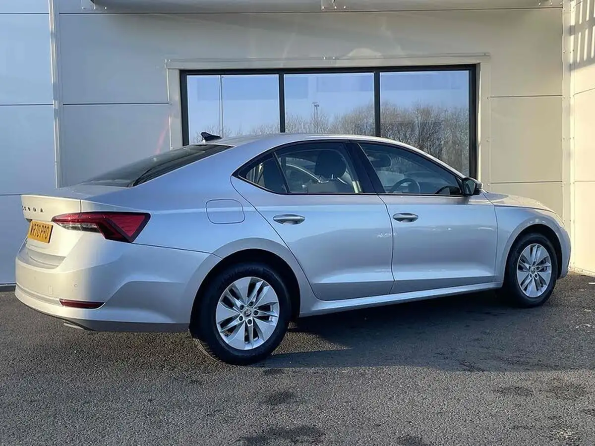 2020-skoda-octavia-15-tsi-se-technology-act-hatchback-big-8