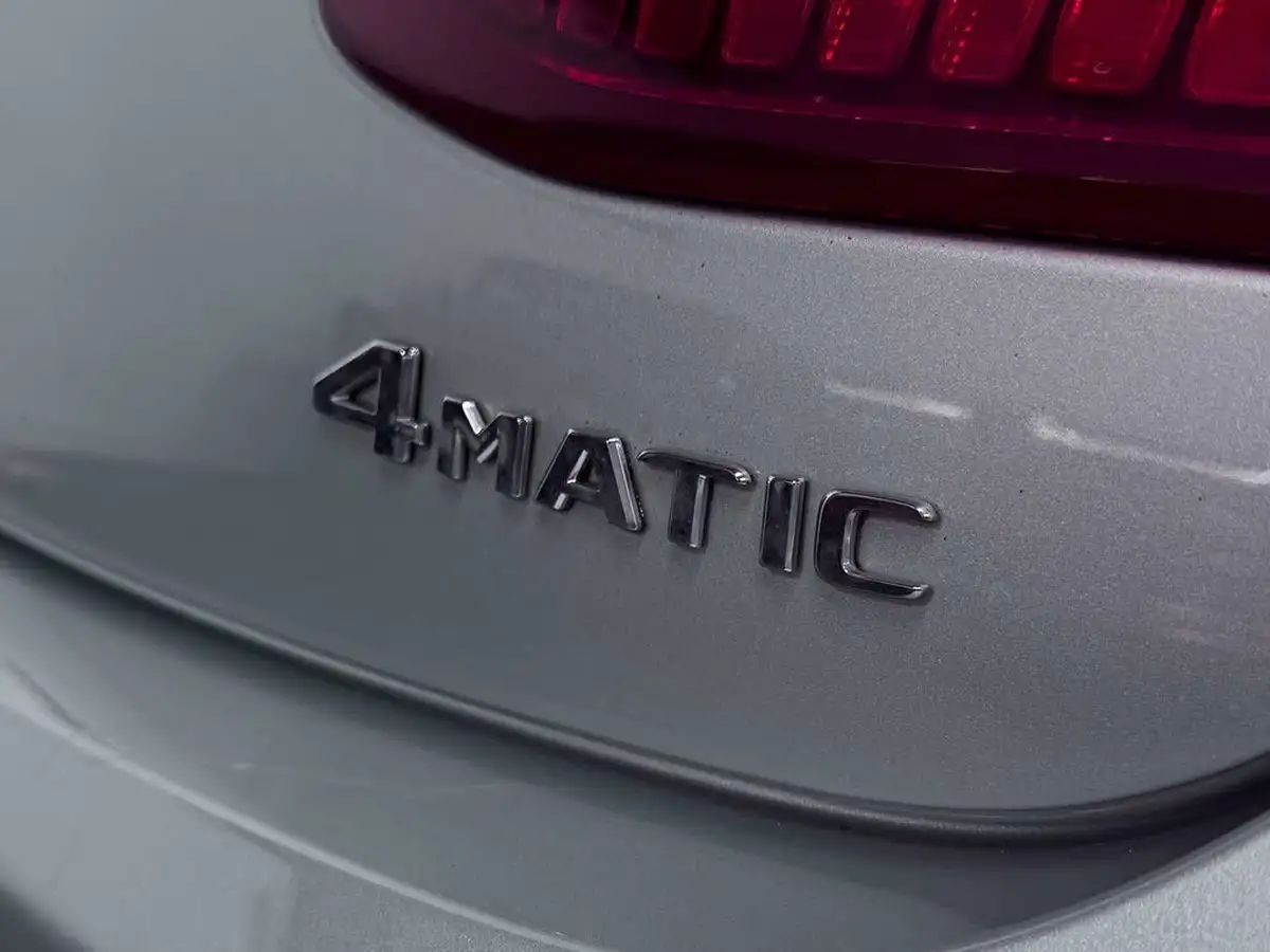 2020-mercedes-benz-e-class-30-d-e400d-amg-line-premium-plus-coupe-2d-big-9