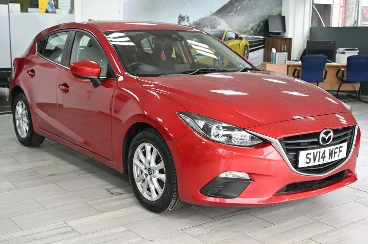 2014-mazda-mazda3-20-se-hatchback-5d-big-1