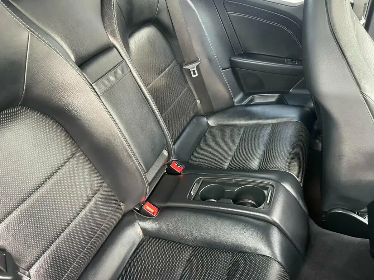 2013-mercedes-benz-e-class-21td-e250-cdi-amg-sport-cdi-cabriolet-2d-big-50