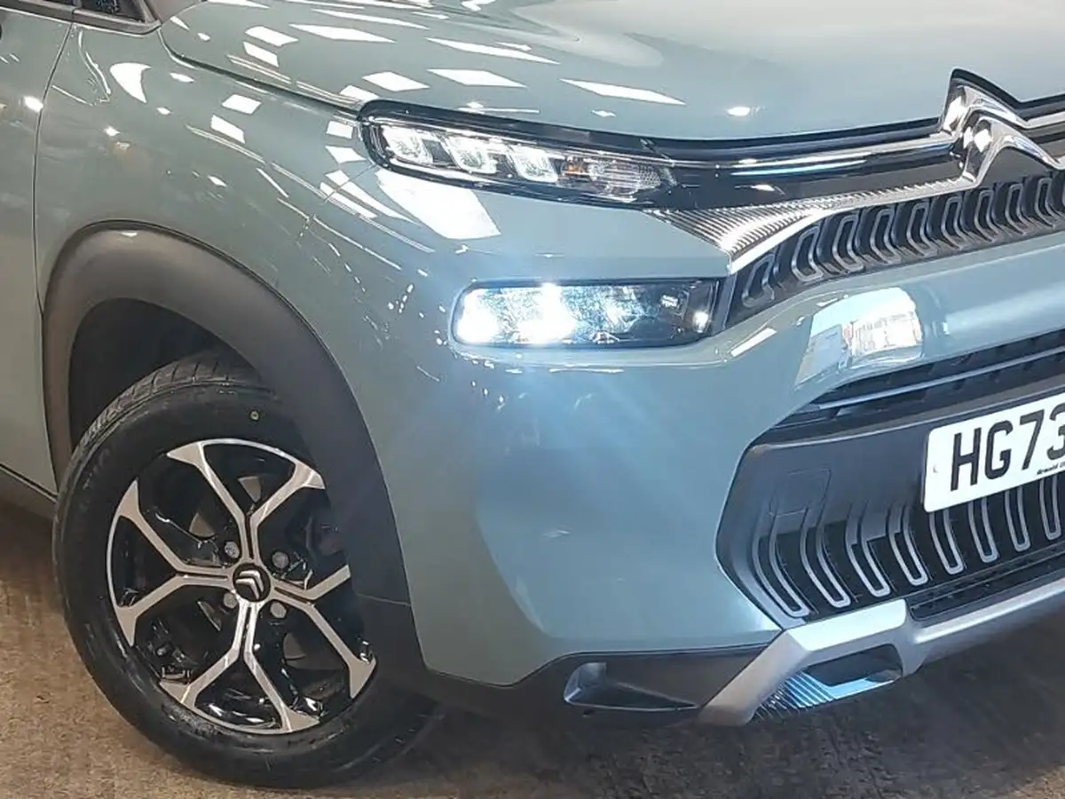 2023-citroen-c3-aircross-12-puretech-plus-130ps-eat6-big-8