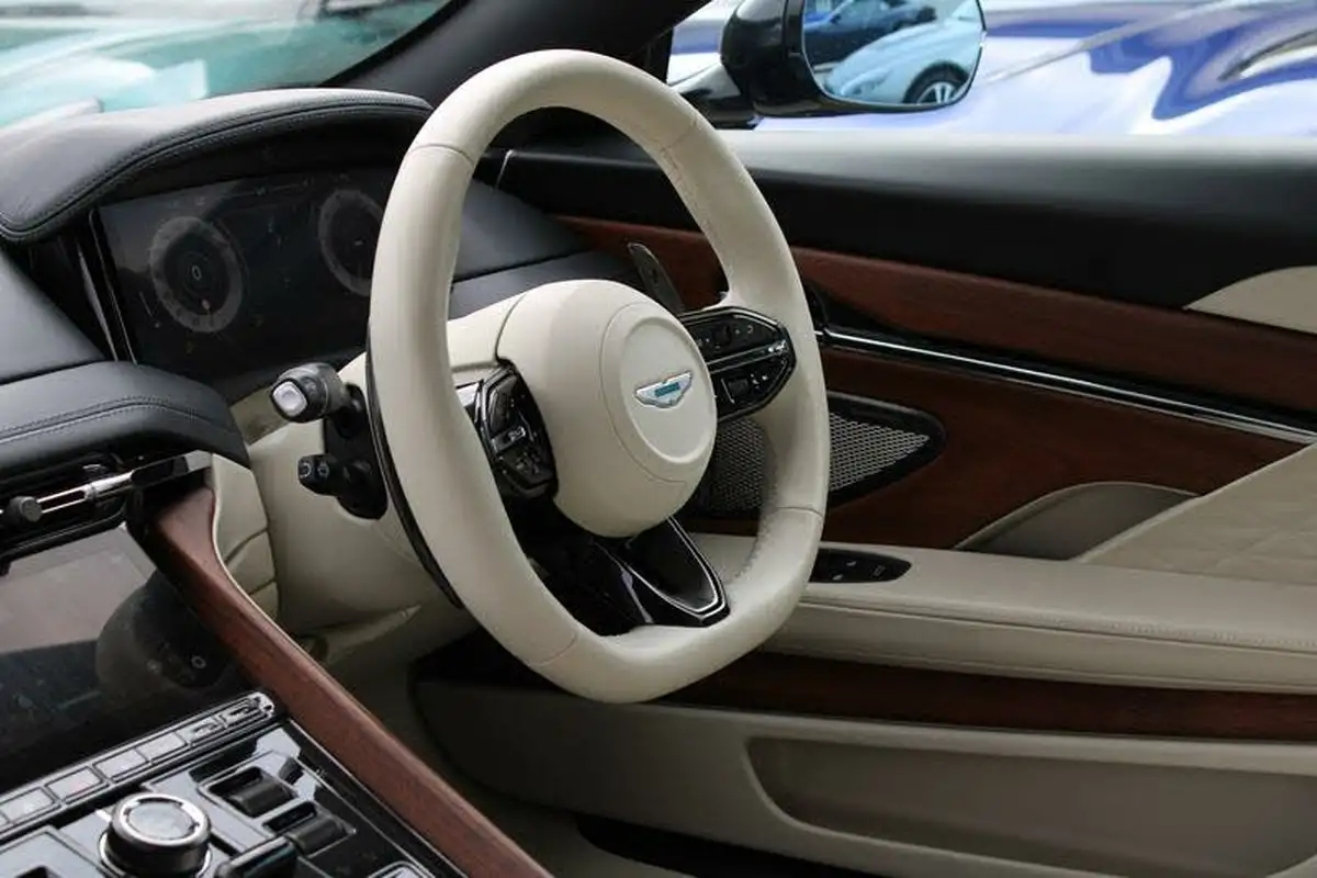 2024-aston-martin-db12-40-v8-auto-euro-6-ss-2dr-big-16