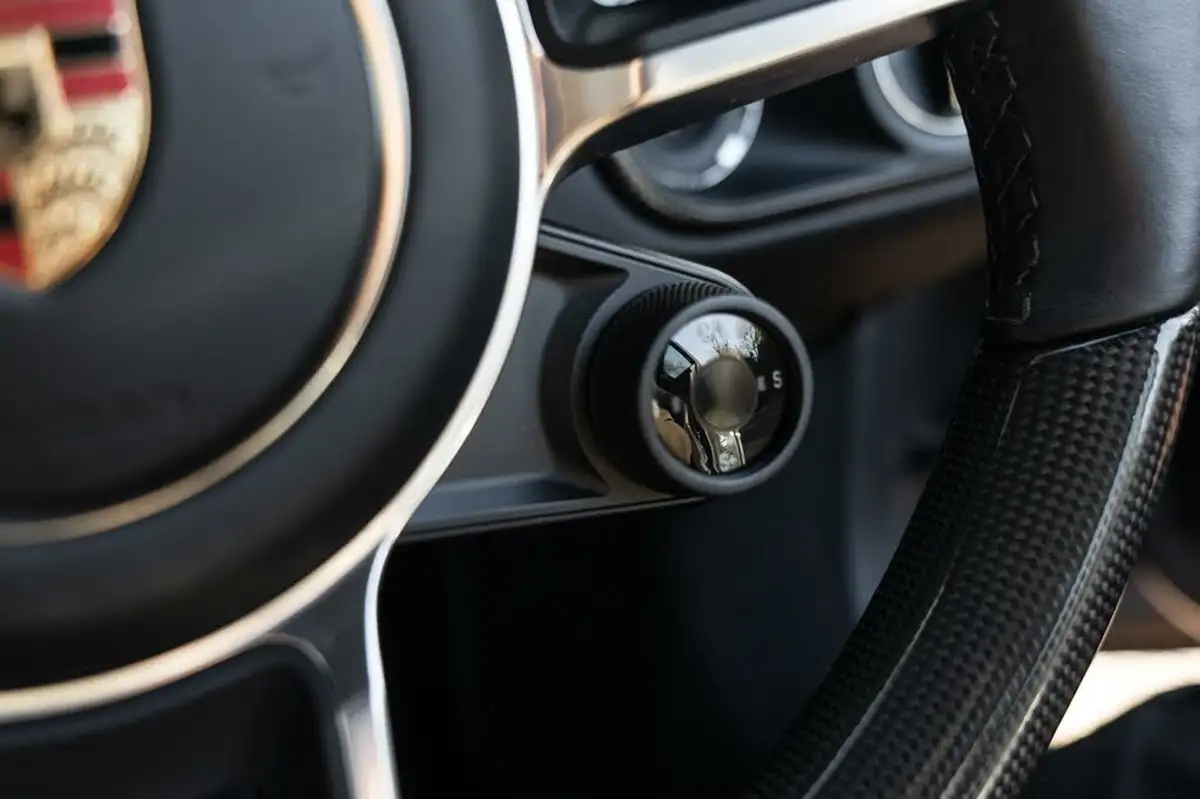 2023-porsche-cayman-718-40-cayman-gts-40-big-37