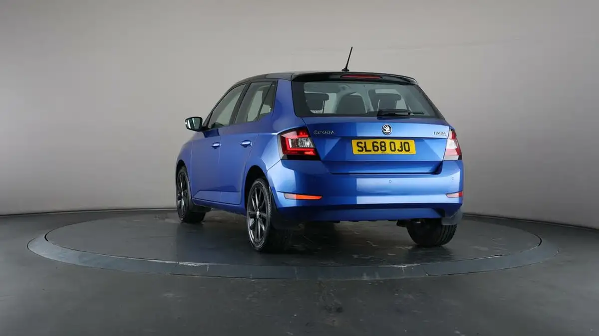 2018-skoda-fabia-10-tsi-colour-edition-big-47