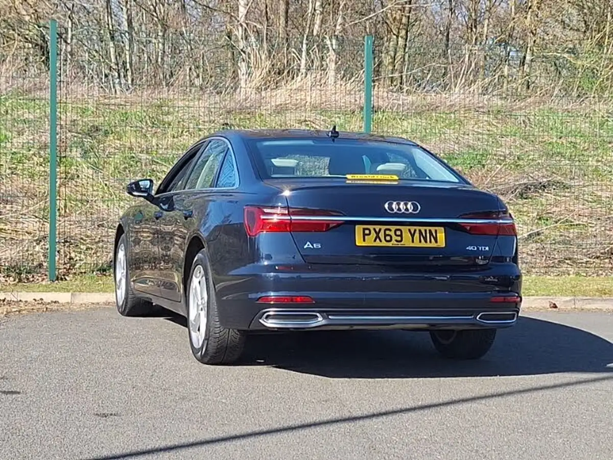 2019-audi-a4-30tdi-v6-quattro-black-edition-272ps-tiptronic-big-1
