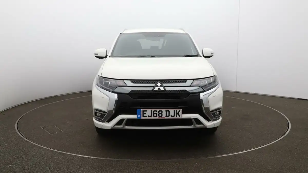 2018-mitsubishi-outlander-24-4h-phev-big-33