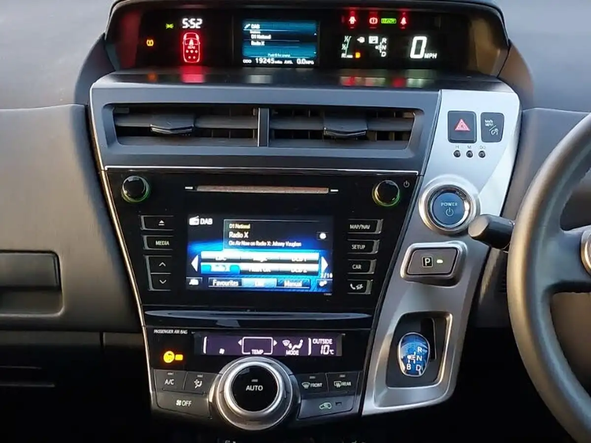2020-toyota-prius-18-vvt-i-excel-big-6