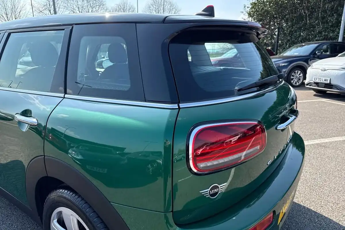 2021-mini-clubman-15-cooper-classic-auto-big-28