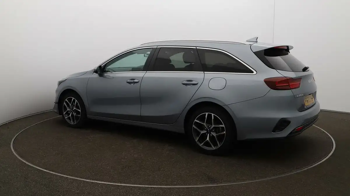 2023-kia-ceed-15-t-gdi-3-158bhp-sportswagon-big-28