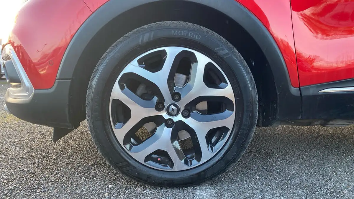 2019-renault-captur-15dci-gt-line-edc-auto-big-13