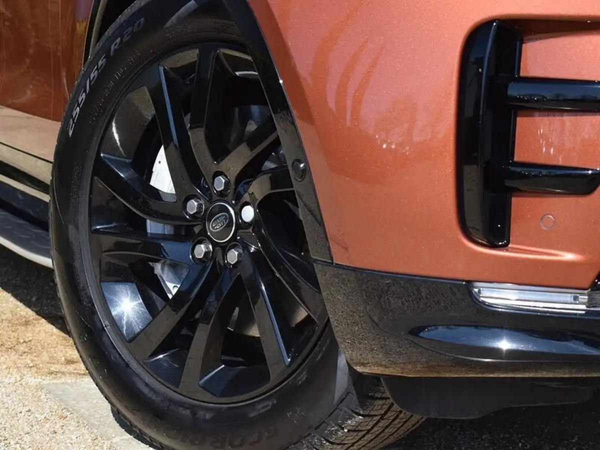 2020-land-rover-discovery-30-sd6-hse-big-8