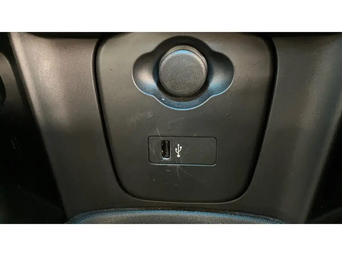 2022-mini-cooper-15-cooper-classic-hatchback-3d-big-39