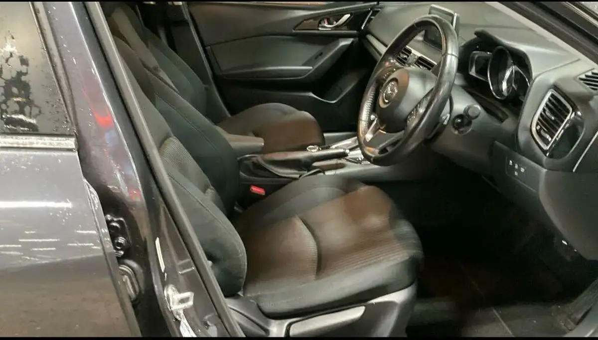 2016-mazda-mazda3-15td-sport-nav-skyactiv-d-hatchback-5d-auto-big-4