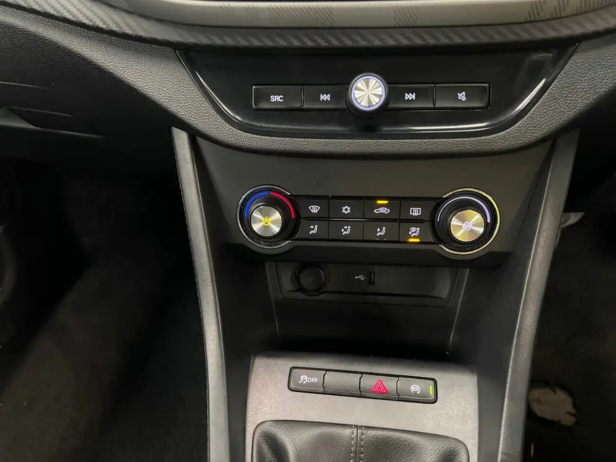 2023-mg-mg3-15-vti-tech-exclusive-nav-big-16