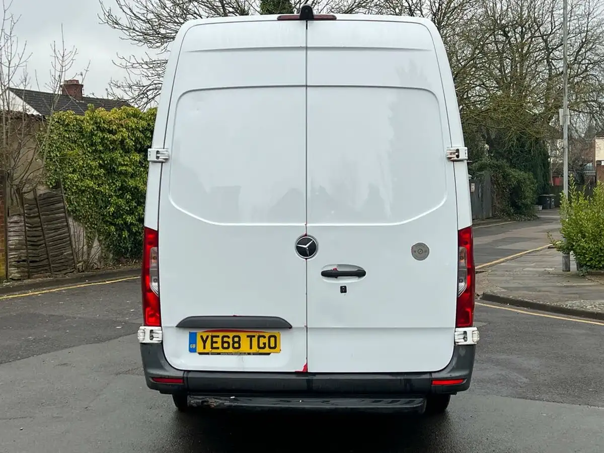2018-mercedes-benz-sprinter-21cdi-311-l2h1-panel-van-rwd-eco-gear-360-big-35