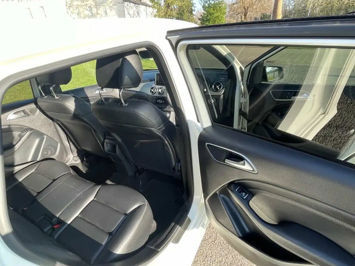 2012-mercedes-benz-b-class-18td-b200-sport-18cdi-blue-f-7g-dct-big-23