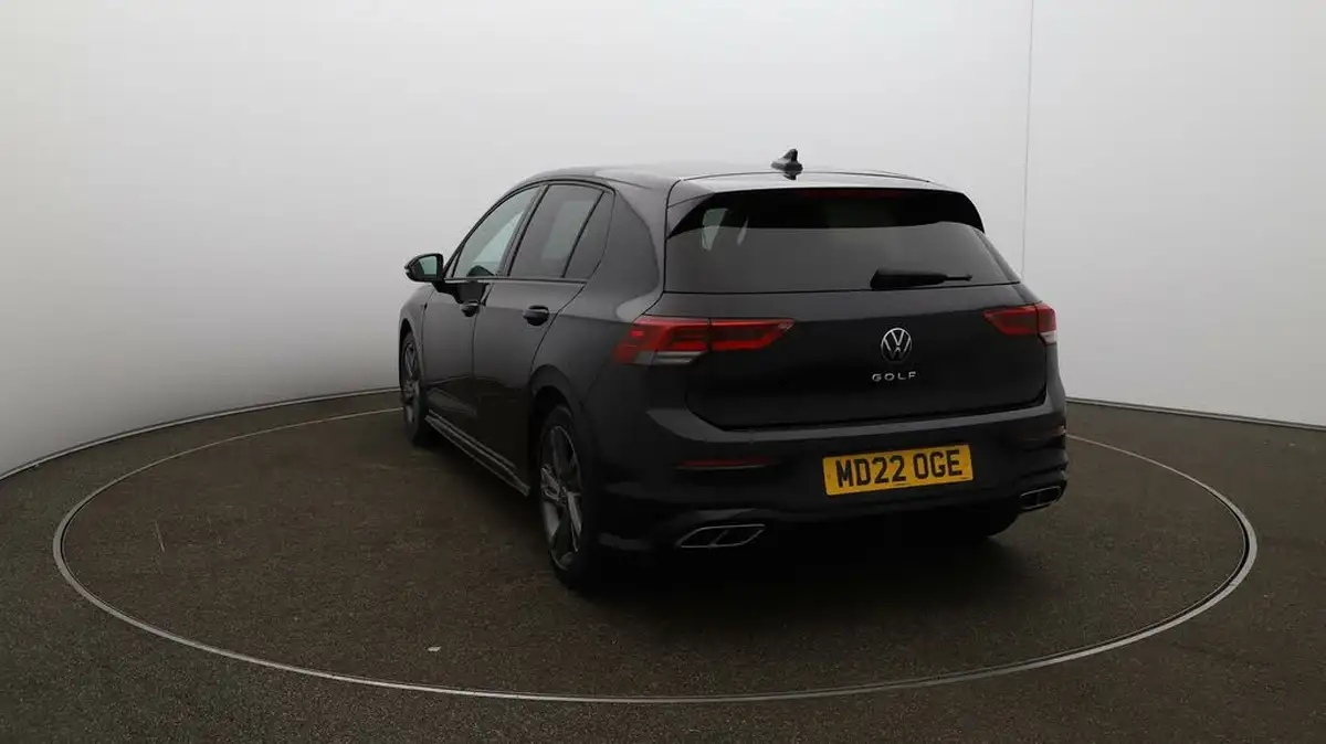 2022-volkswagen-golf-15-tsi-r-line-130ps-hatchback-big-51