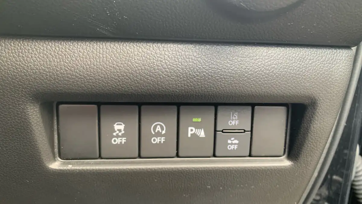 2021-suzuki-swift-14-boosterjet-sport-big-33
