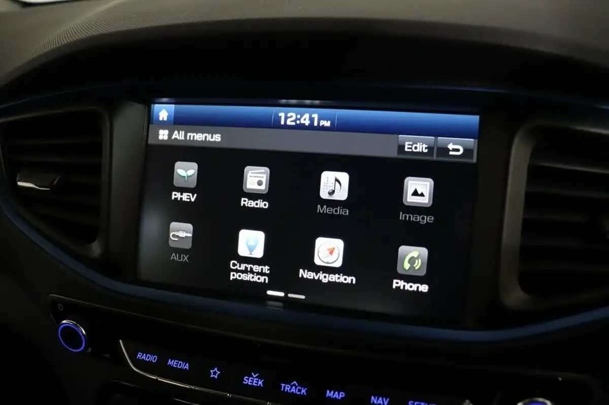 2018-hyundai-ioniq-16-gdi-premium-plug-in-hybrid-big-26