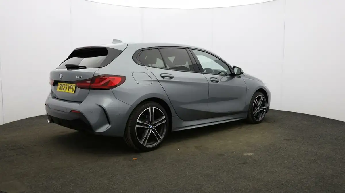 2023-bmw-1-series-15-118i-m-sport-lcp-big-49