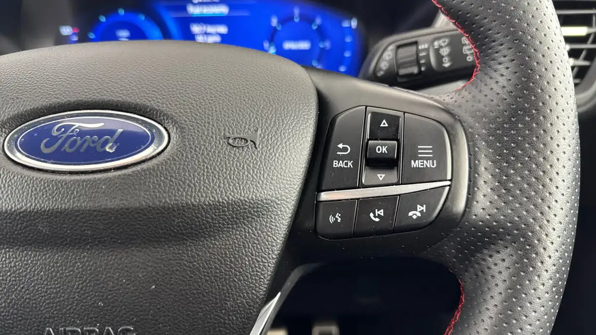 2021-ford-kuga-15-st-line-edition-big-21