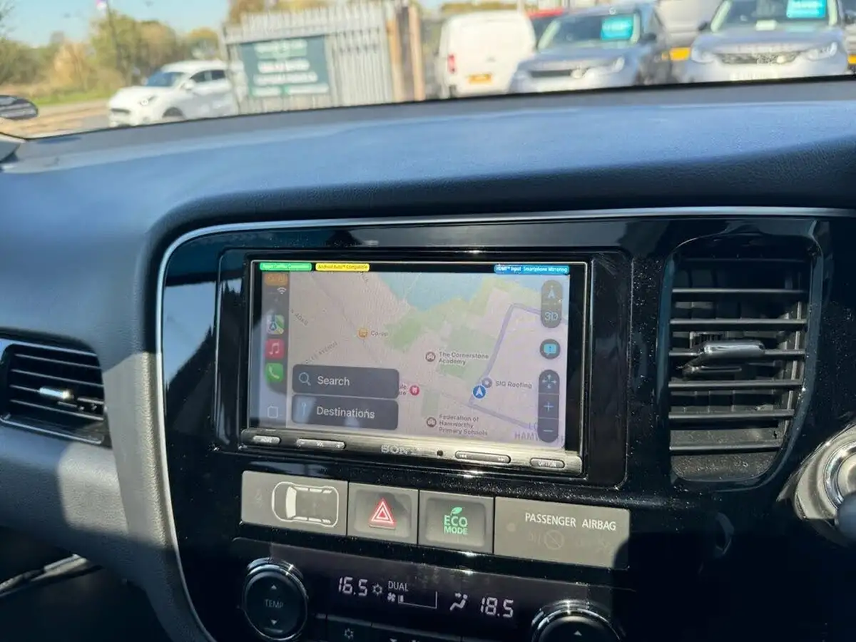 2017-mitsubishi-outlander-20-4hs-phev-5st-big-14