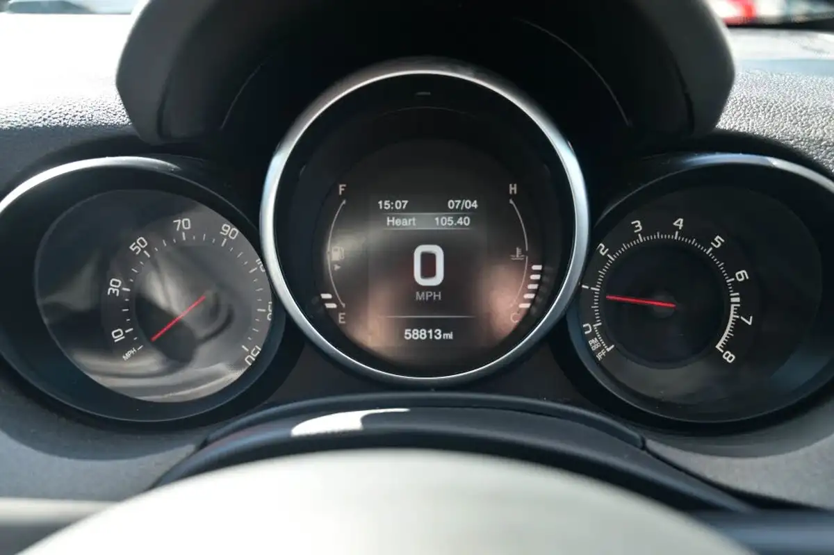 2015-fiat-500x-14-cross-plus-multiair-ii-140bhp-big-39